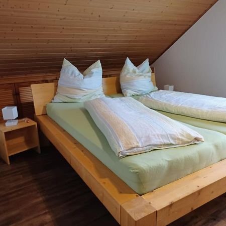 Ferienwohnung Kittel Oberzissen Екстериор снимка