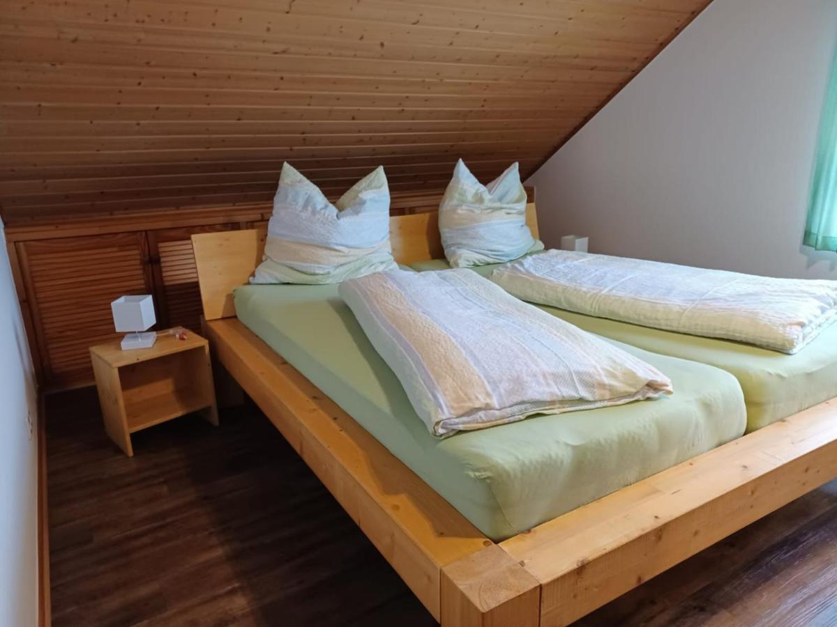 Ferienwohnung Kittel Oberzissen Екстериор снимка